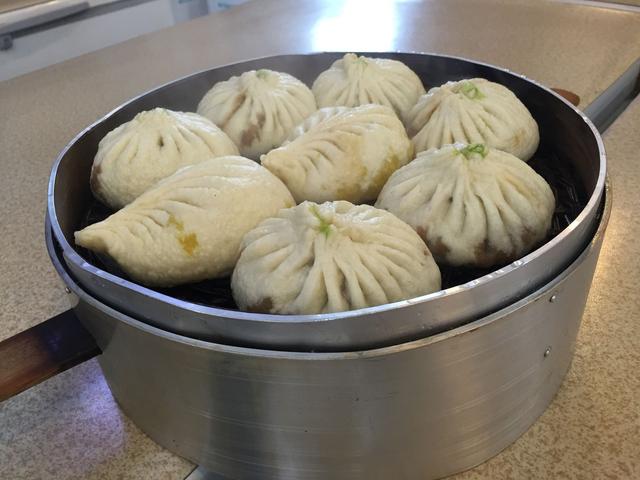 在哈爾濱旅游三天，主要想品嘗美食，有人能推薦一下路線嗎？