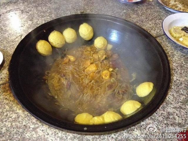 吃貨去哈爾濱一定要吃哪些當?shù)氐男〕裕?></a></p>

<p>（6）紅腸干腸也不錯，可以帶回去點</p>
<p><a href=